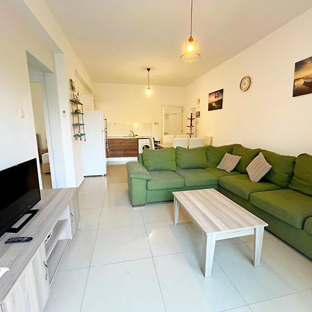 Quitet Two Bedroom Apartment With Private Garden Lukomorye D2 Karavas (Northern Cyprus) Exterior foto